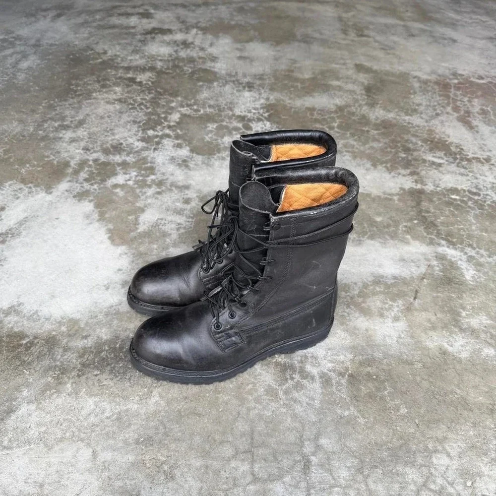 The Unbranded Brand vintage black